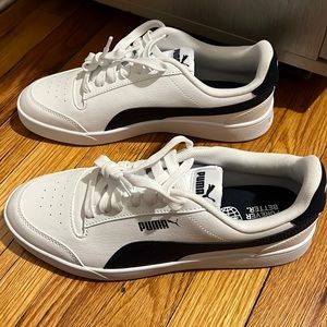 Puma Sneakers
